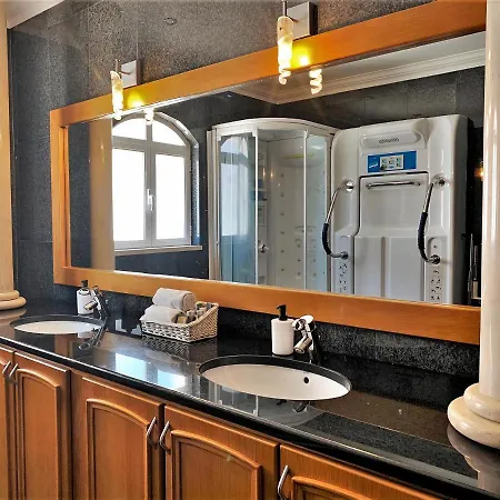Moradia Pinhal Da Telha Holiday home Corroios