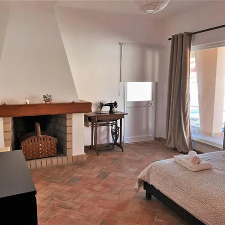 Moradia Pinhal Da Telha Holiday home Corroios