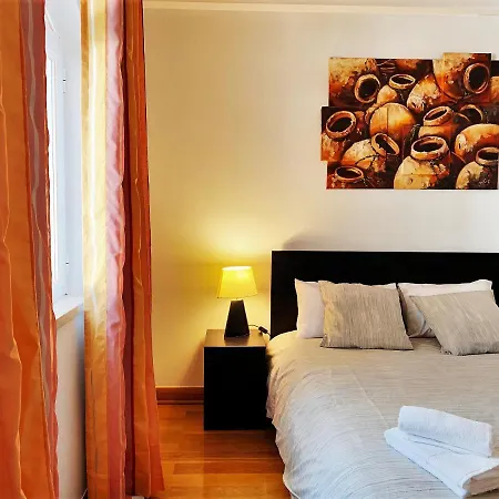 Moradia Pinhal Da Telha Holiday home Corroios